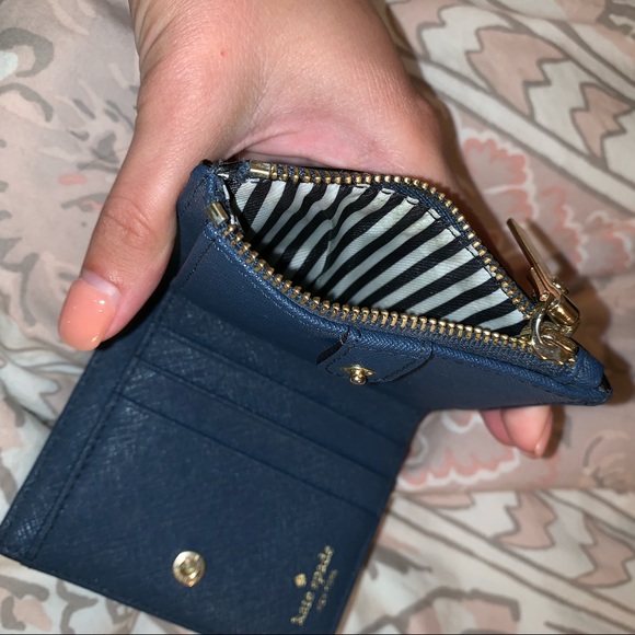 Kate Spade Wallet - Picture 6 of 6